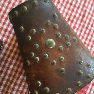 Vintage Rodeo Cowboy cuffs Leather horses harnesses Maker, brown, adjust. Size.